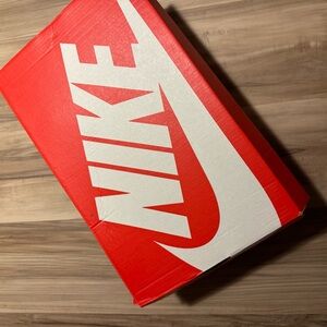 Nike Court Legacy Shoes - Coral - Brand New